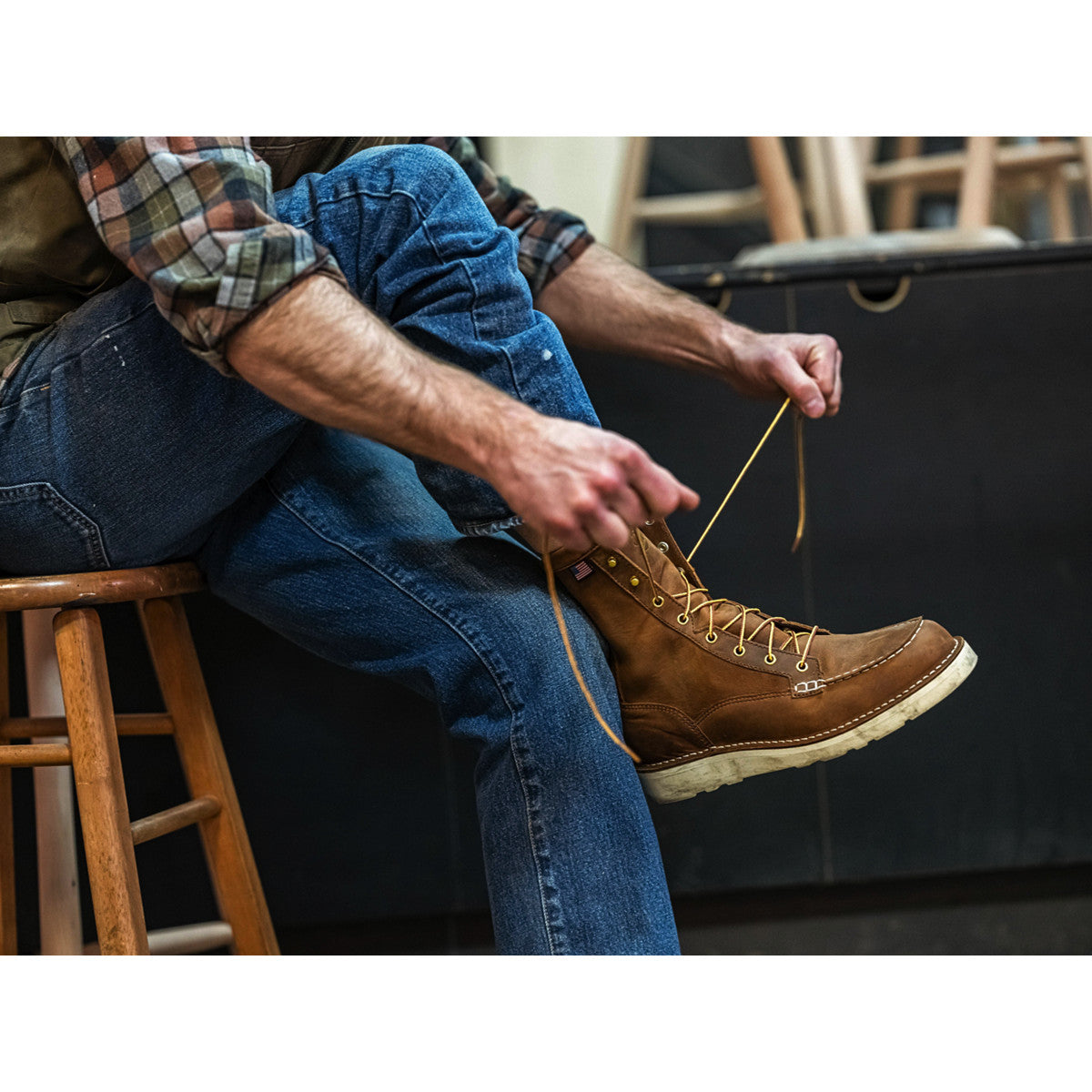 Men's Bull Run 8" Tobacco Moc Toe ST