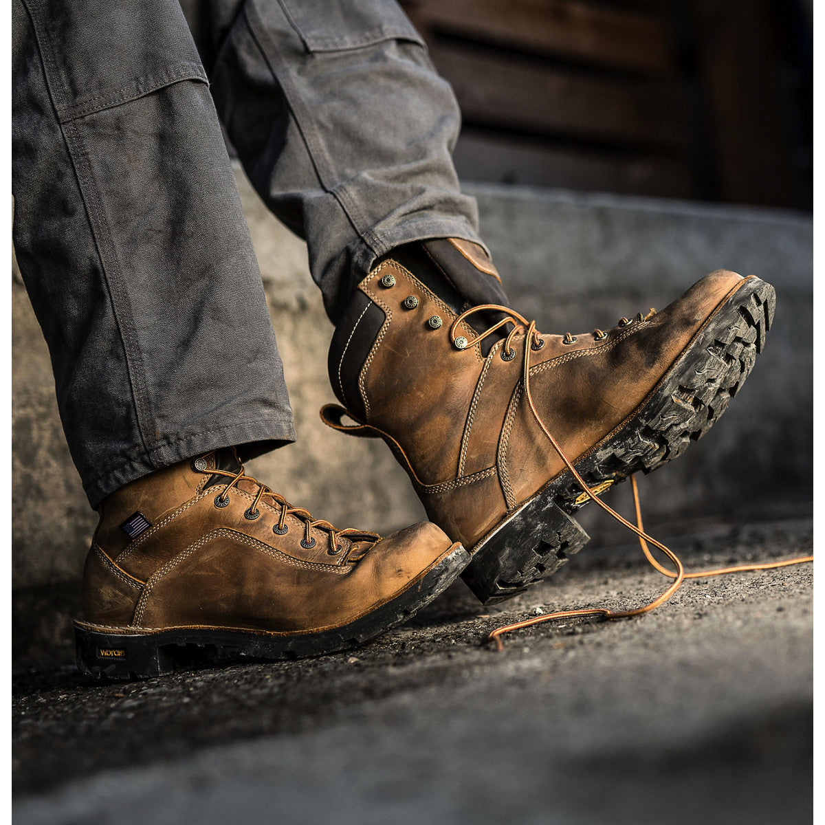 Men's Quarry USA 8" Distressed Brown